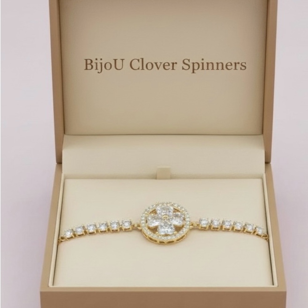 Bijou Clover Spinners Gold Bracelet